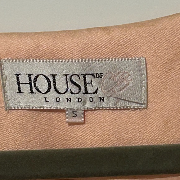 House of CB Cape Playsuit. Small. - Picture 4 of 7